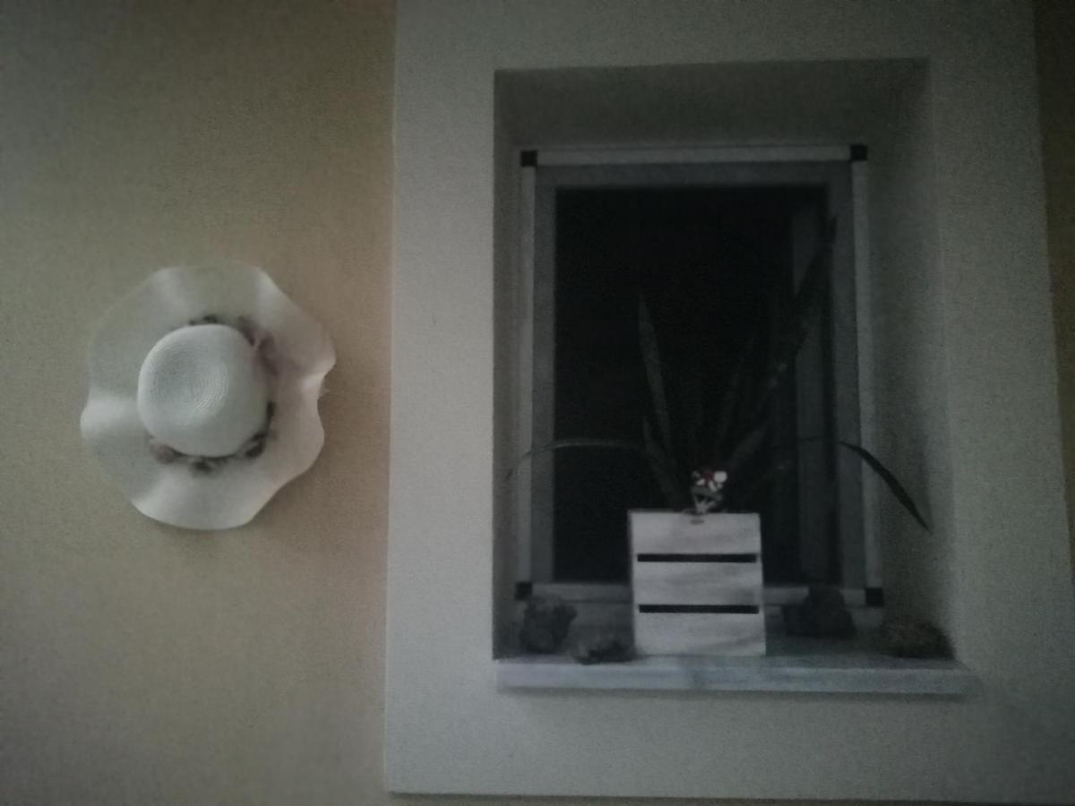 A Quiet Room Potamós Exterior foto